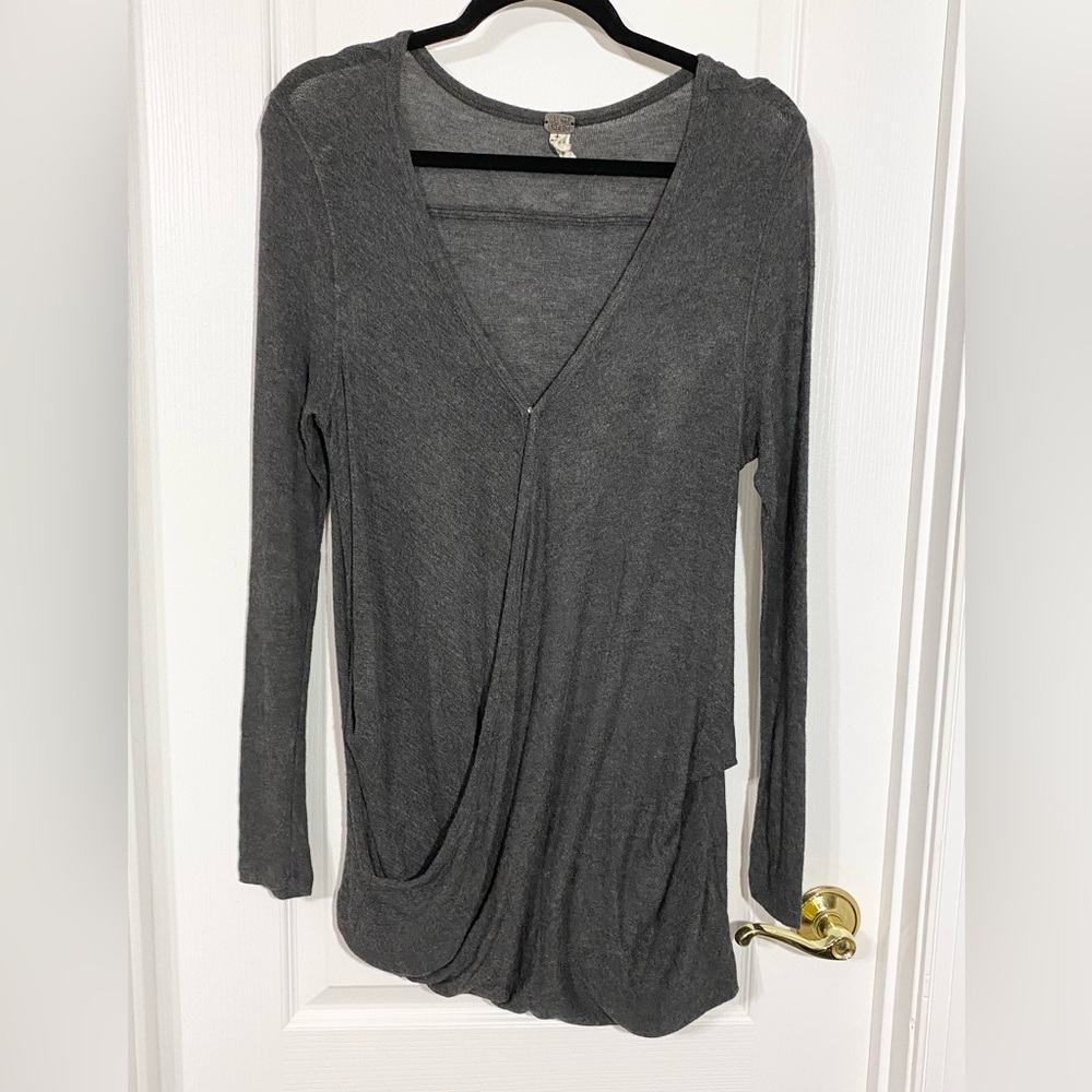 We The Free Asymmetrical Surplice Draped Knit Tunic Gray Medium